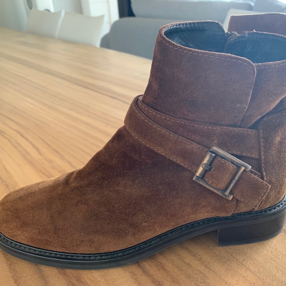 Aquatalia Bree Brown Italian Suede leather Booties with buckle in Size 7